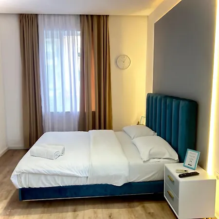 Melody * ティラナ