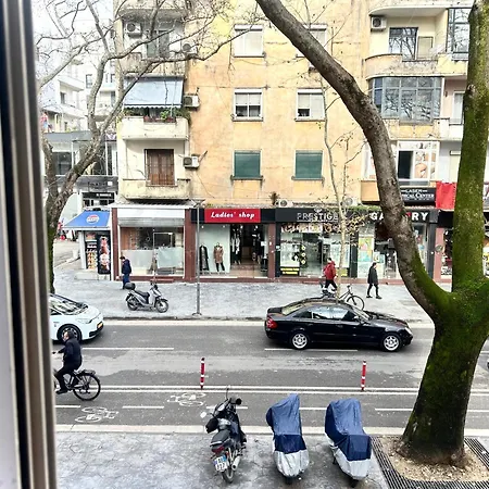 Melody * Τίρανα